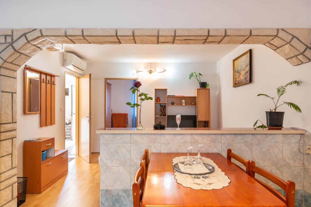 Nostress Apartment Pula Zewnętrze zdjęcie