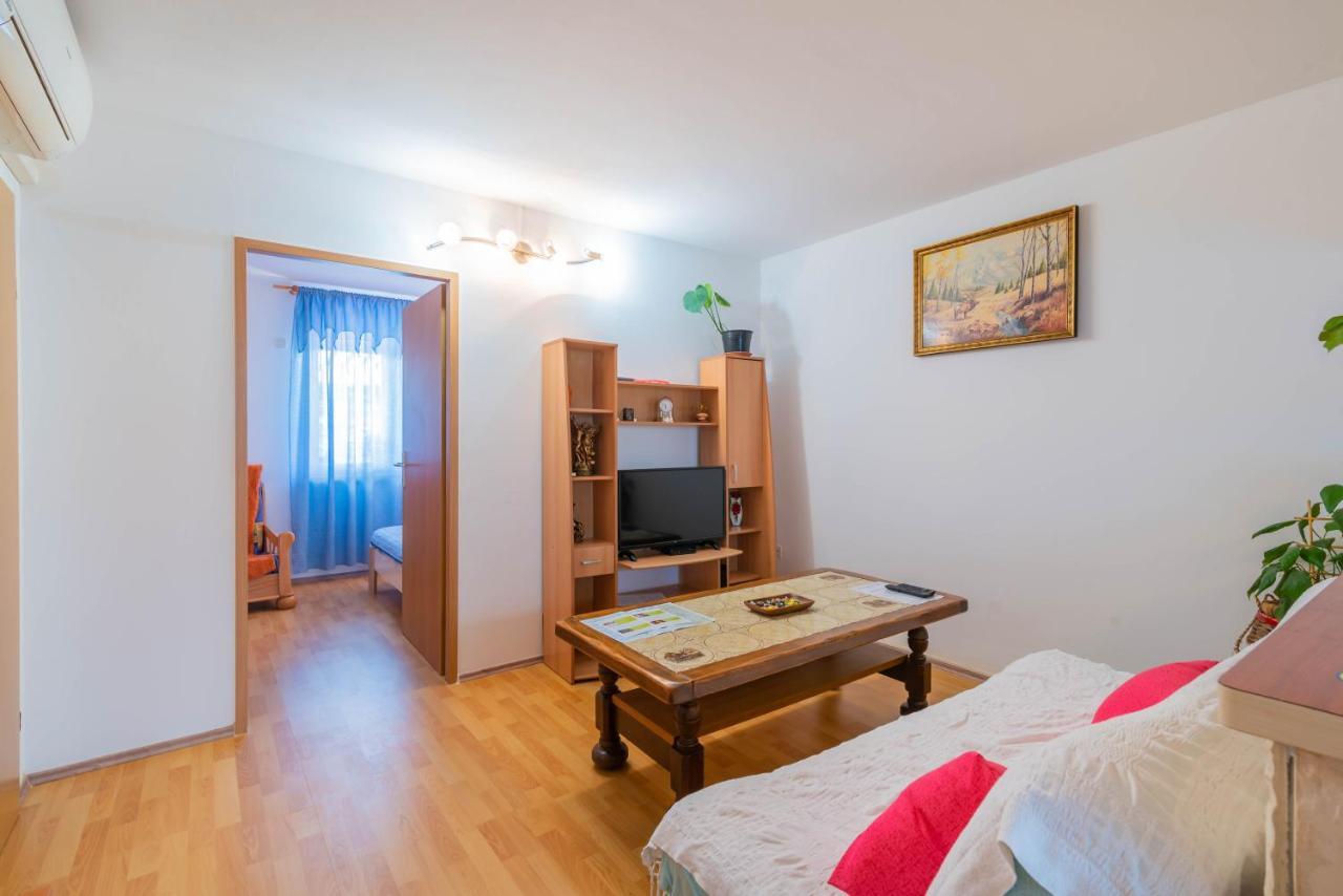 Nostress Apartment Pula Zewnętrze zdjęcie